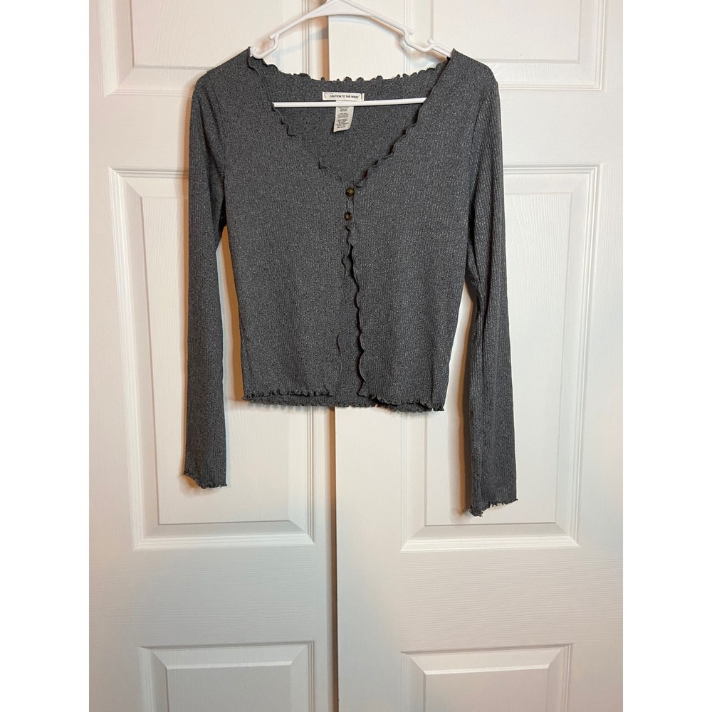 Caution to the Wind Gray Ribbed Lettuce Edge Cardigan Top Medium HT436-ARQ